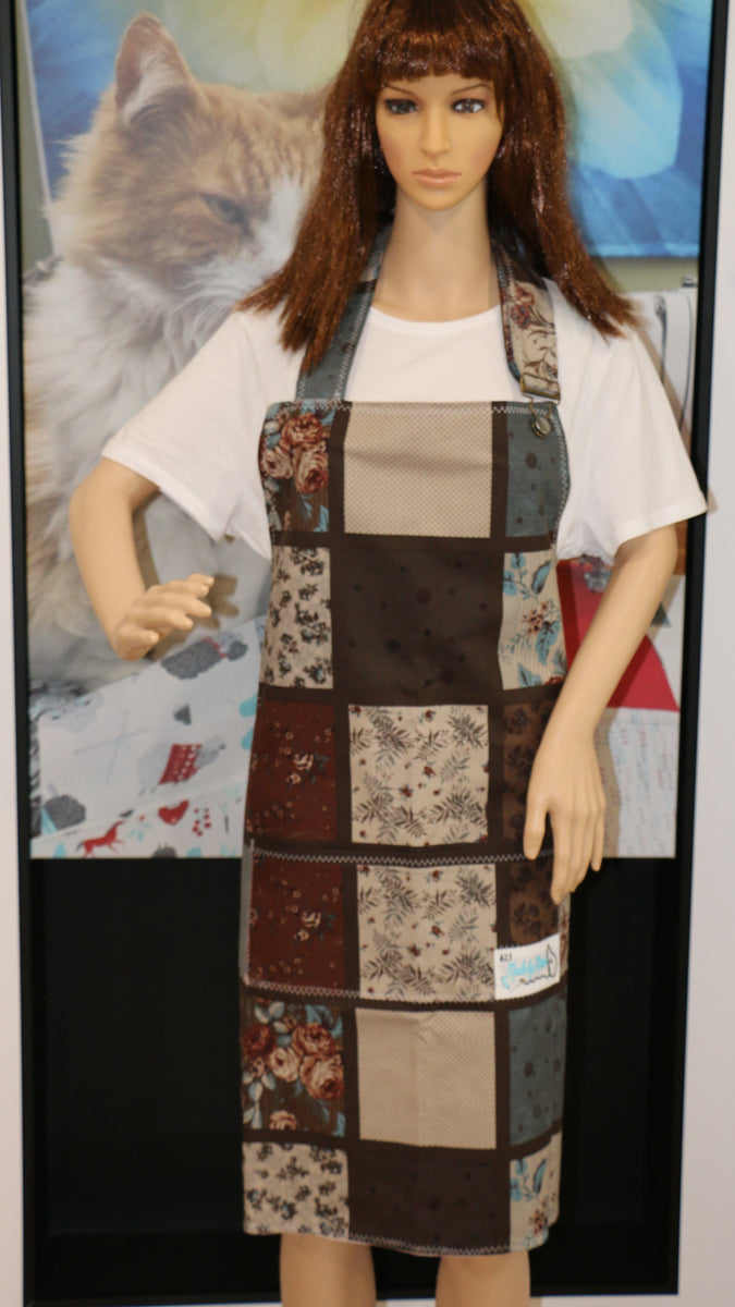 #613 Chocolate n Cream Apron