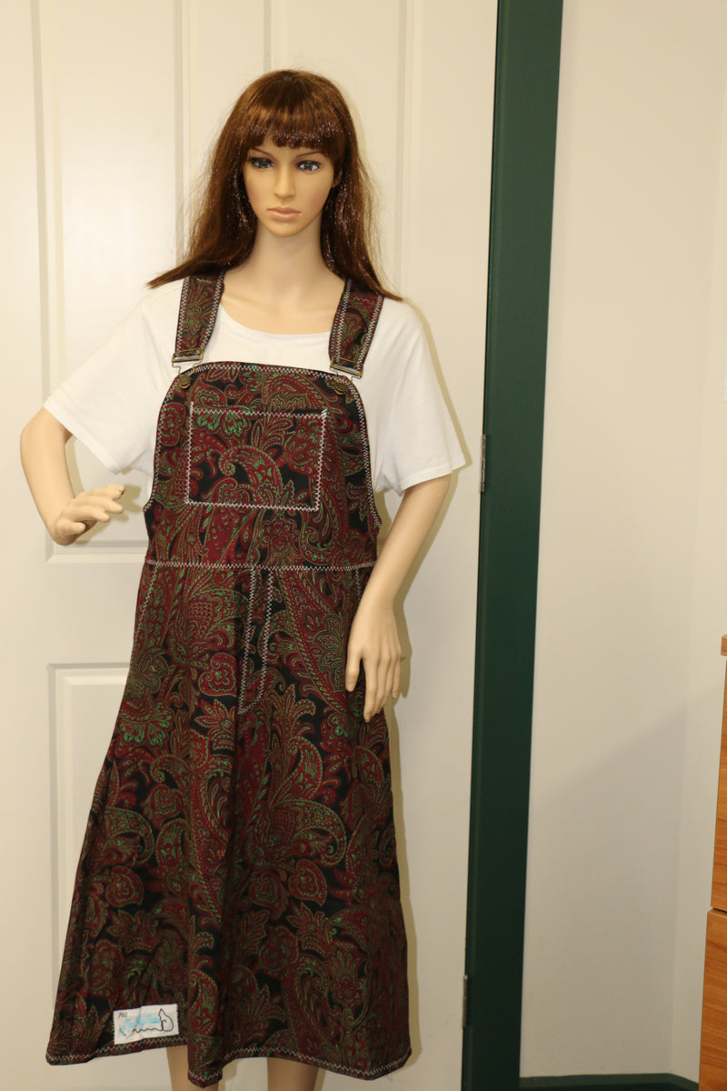 #702 Elegant Pinafore