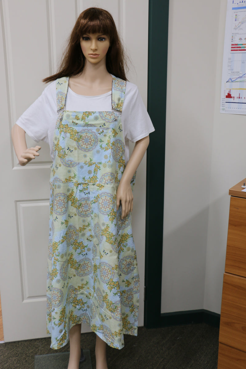 #775 Just Pretty Pinafore