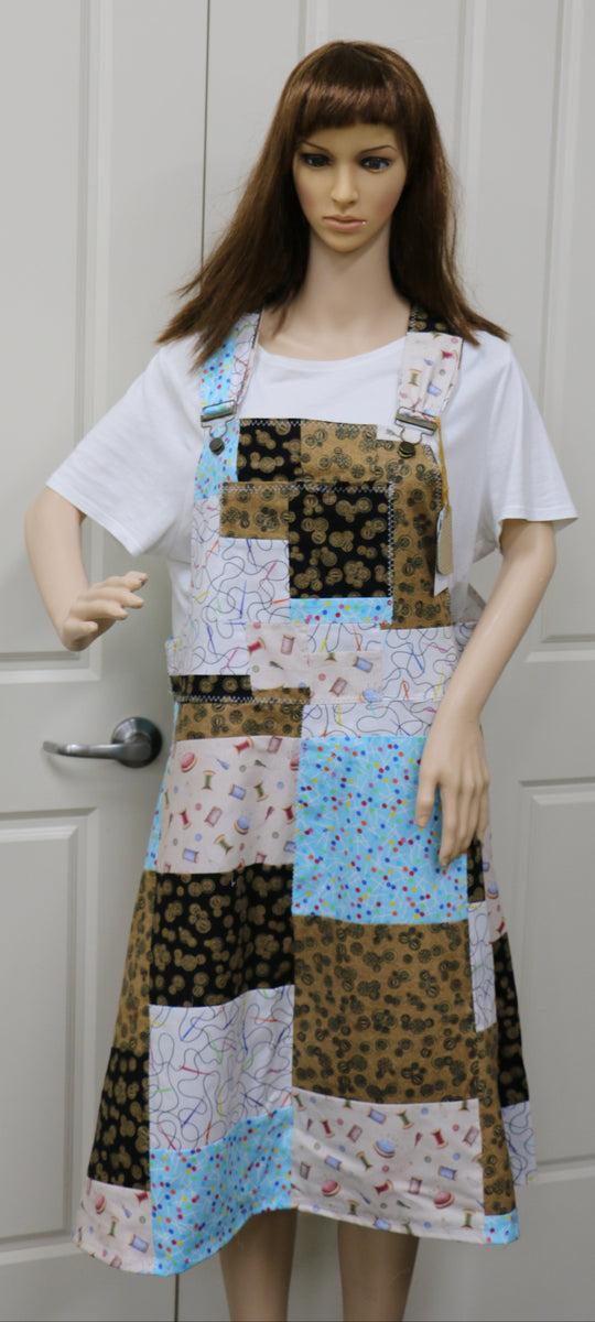 #1115 Sewing Pinafore