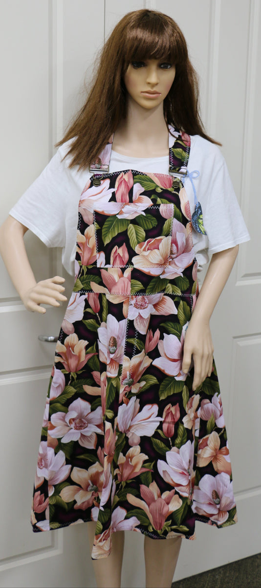 Magnolia Pinafore