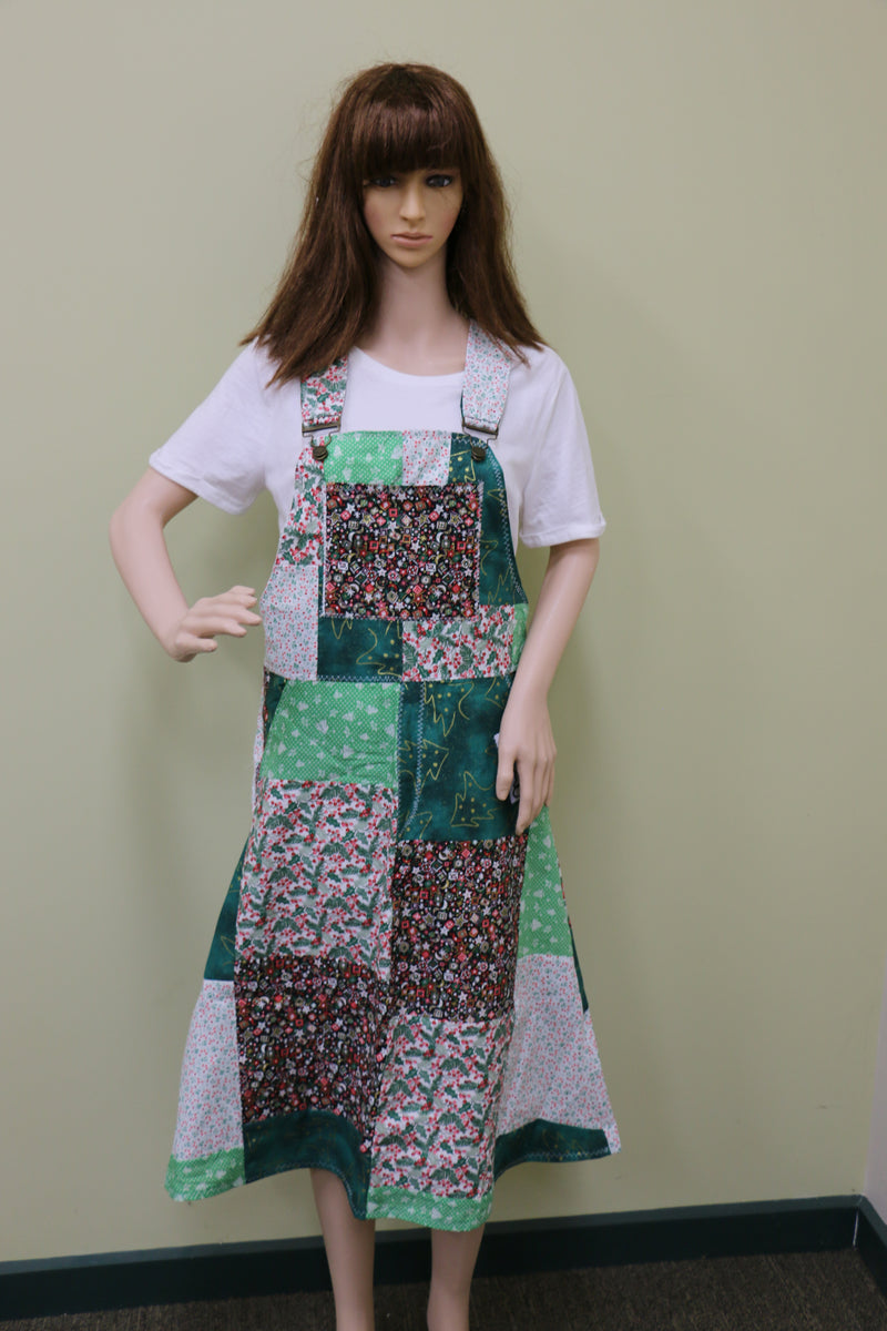 #1635 Green Christmas Pinafore