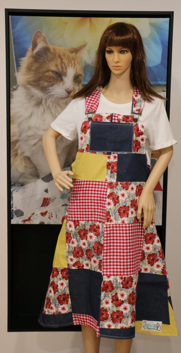 So Country Pinafore